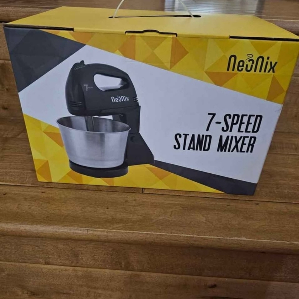 New 7 speed mixer stand - Picture 4 of 8